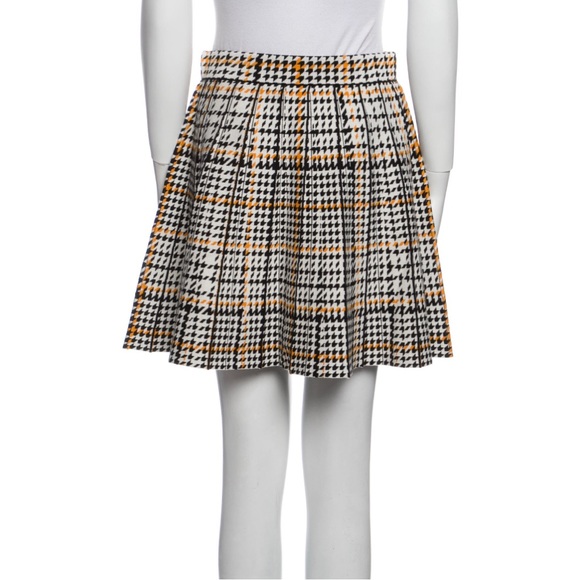 Karen Millen pleated sweater skirt - Picture 2 of 2